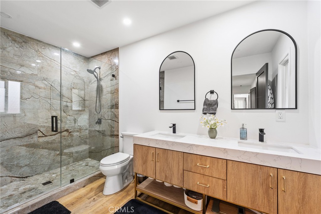 4743 Topanga Canyon Boulevard