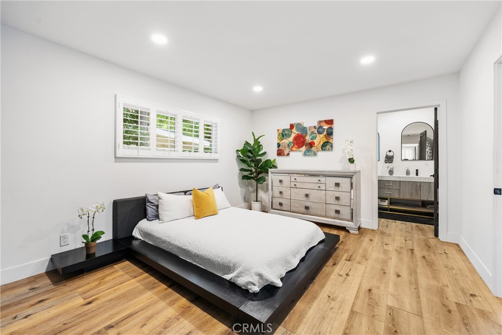 4743 Topanga Canyon Boulevard