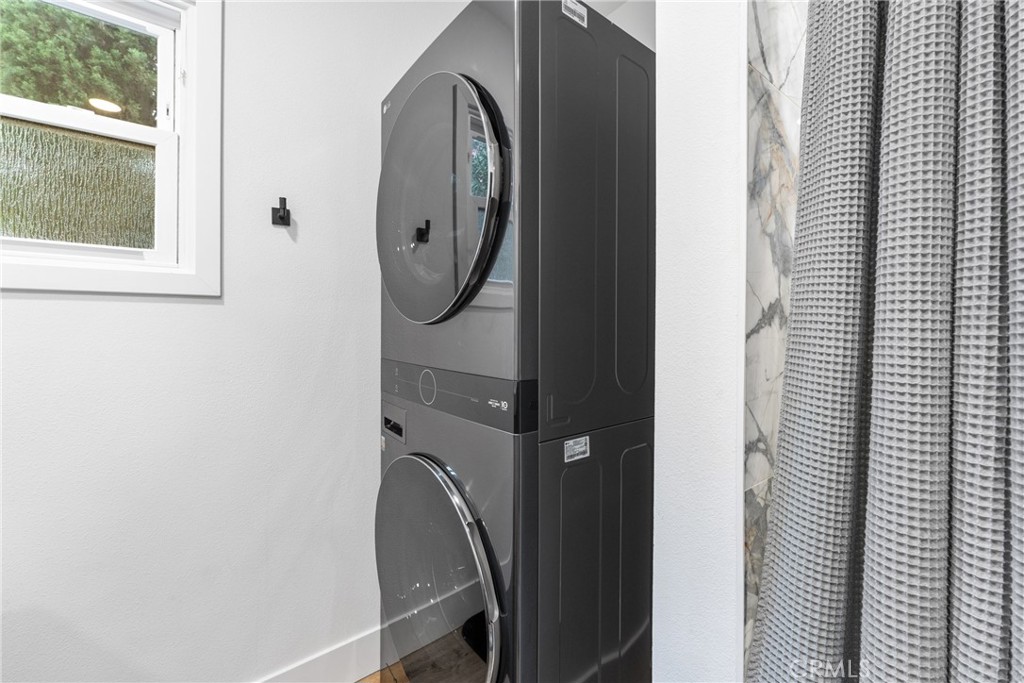 4743 Topanga Canyon Boulevard