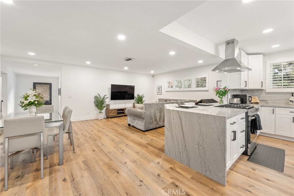 4743 Topanga Canyon Boulevard