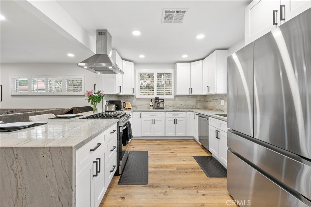 4743 Topanga Canyon Boulevard