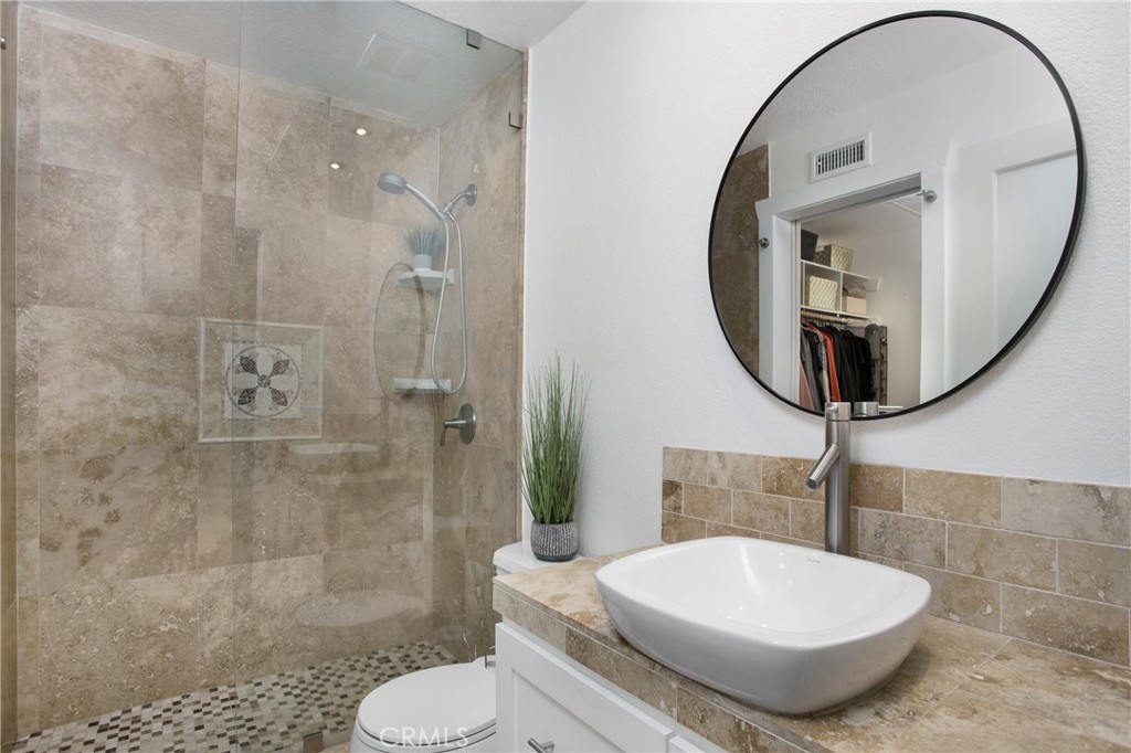 20341 Bluffside Cir C301