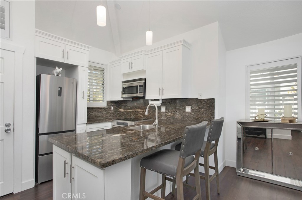 20341 Bluffside Cir C301