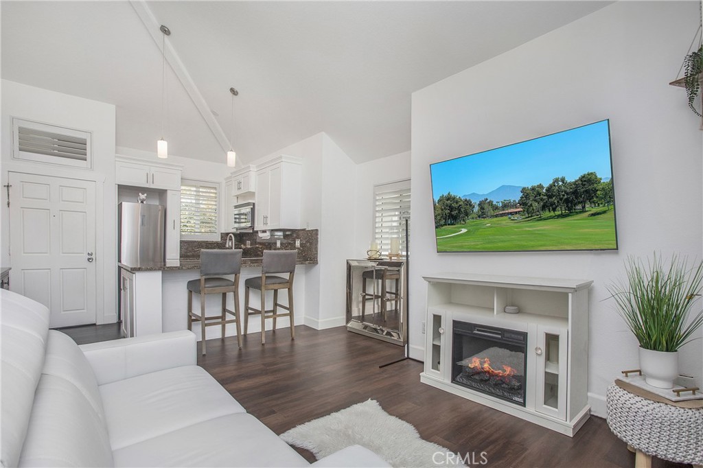 20341 Bluffside Cir C301