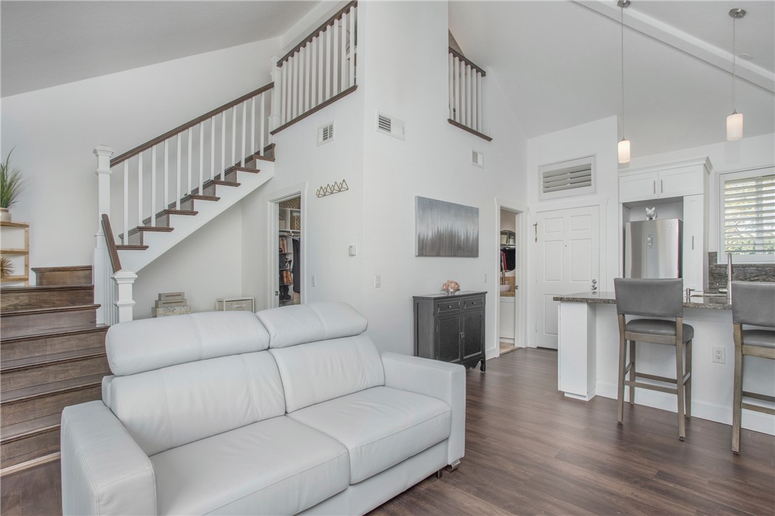 20341 Bluffside Cir C301