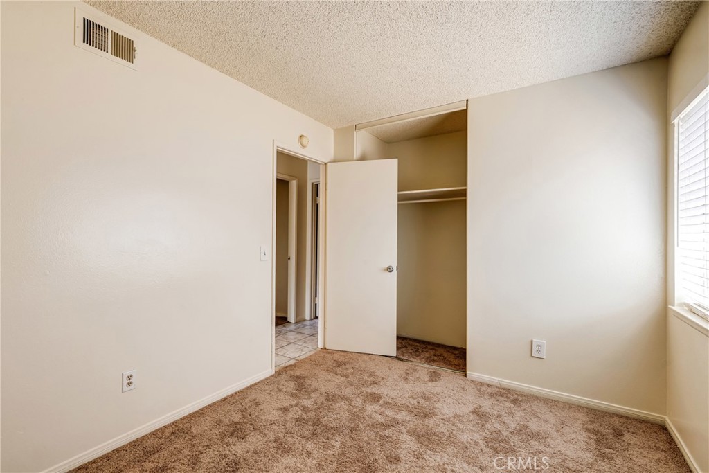 5943 Sky Meadow Street