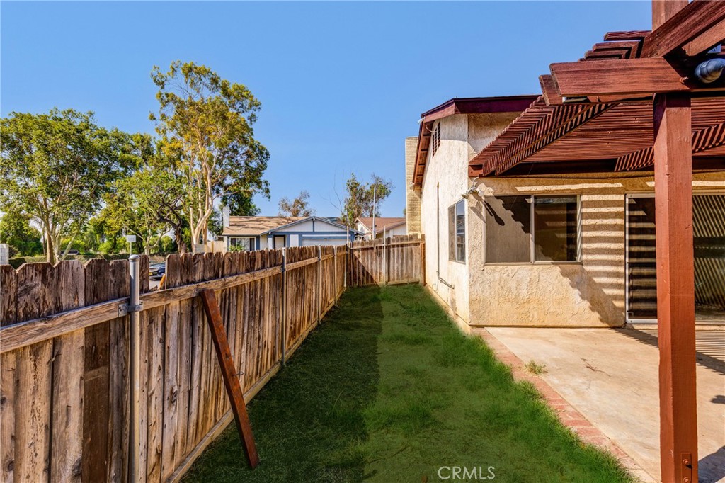 5943 Sky Meadow Street