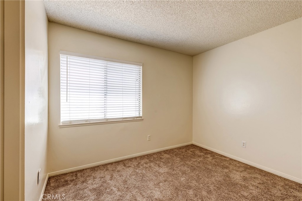 5943 Sky Meadow Street