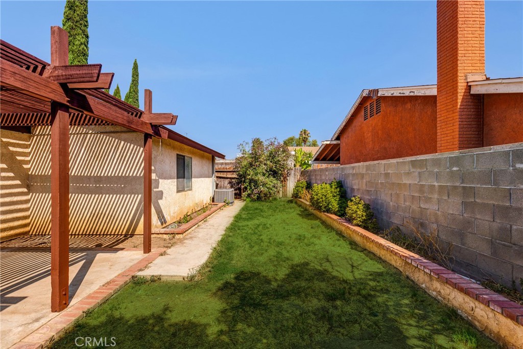 5943 Sky Meadow Street