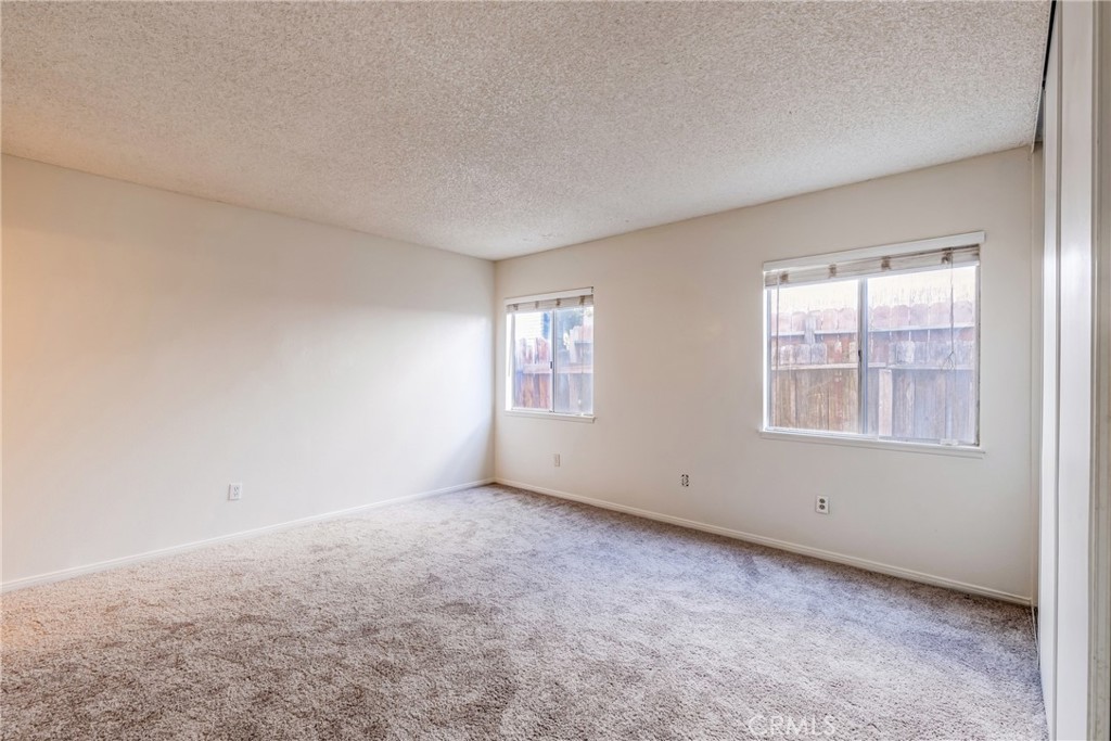 5943 Sky Meadow Street