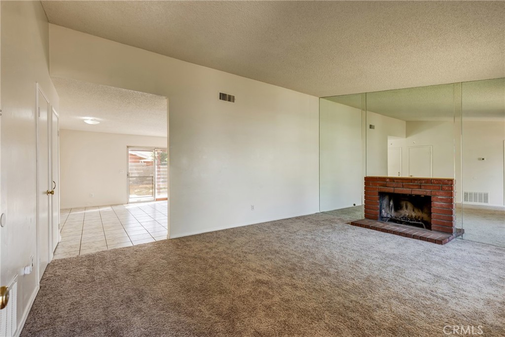 5943 Sky Meadow Street