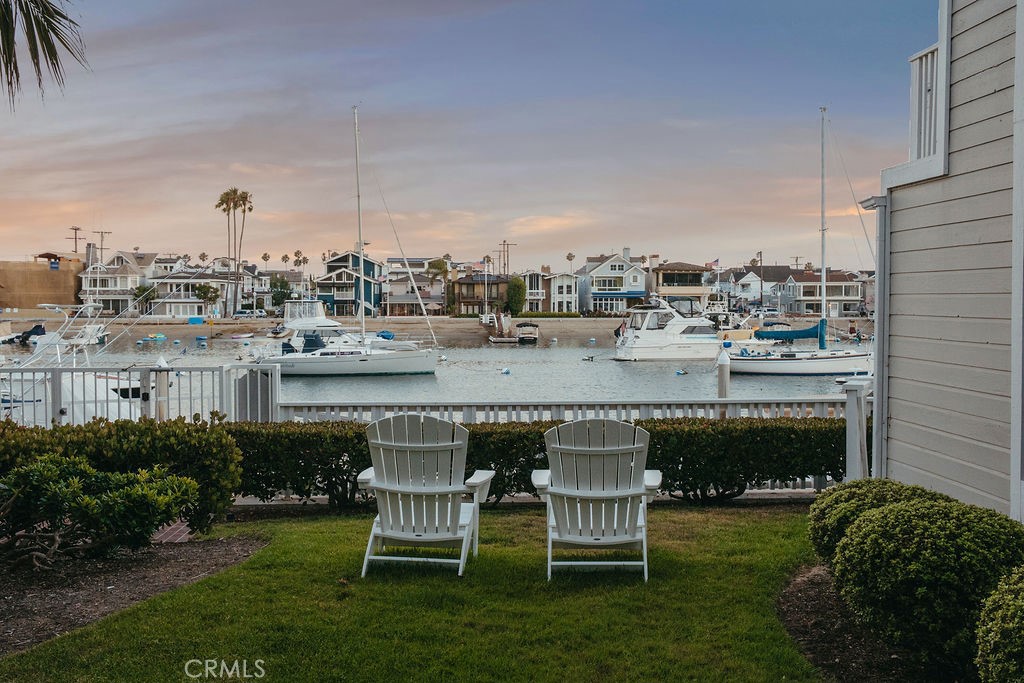 994 Bayside Cove