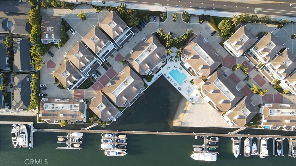994 Bayside Cove