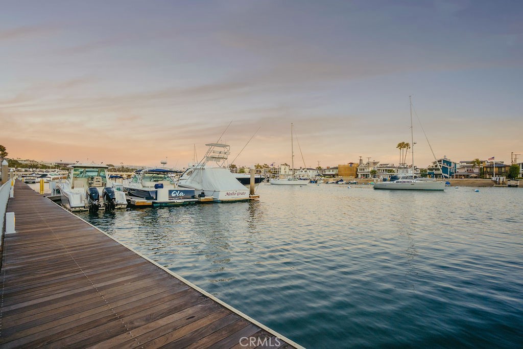 994 Bayside Cove