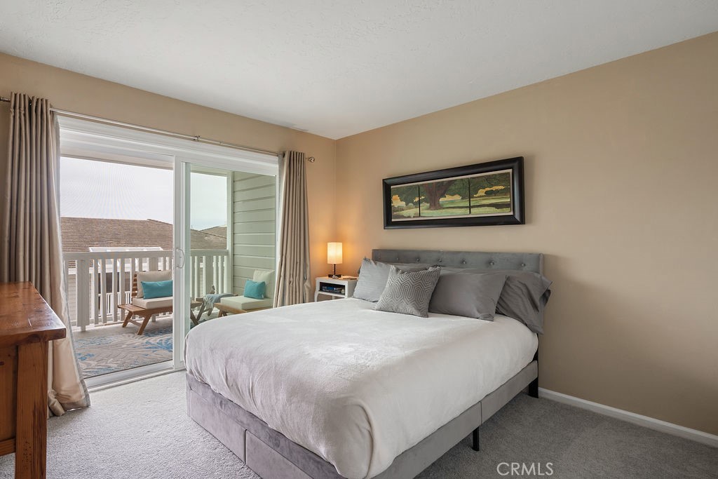 994 Bayside Cove
