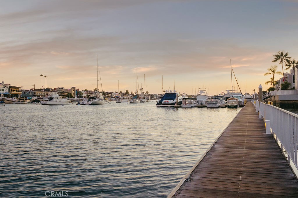 994 Bayside Cove