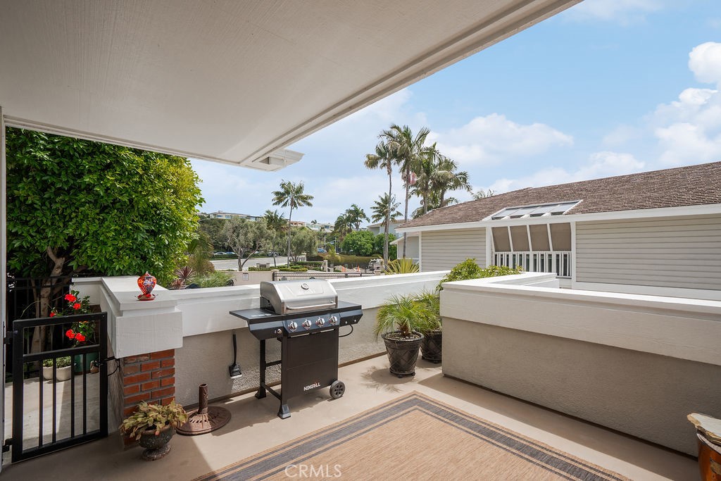 994 Bayside Cove