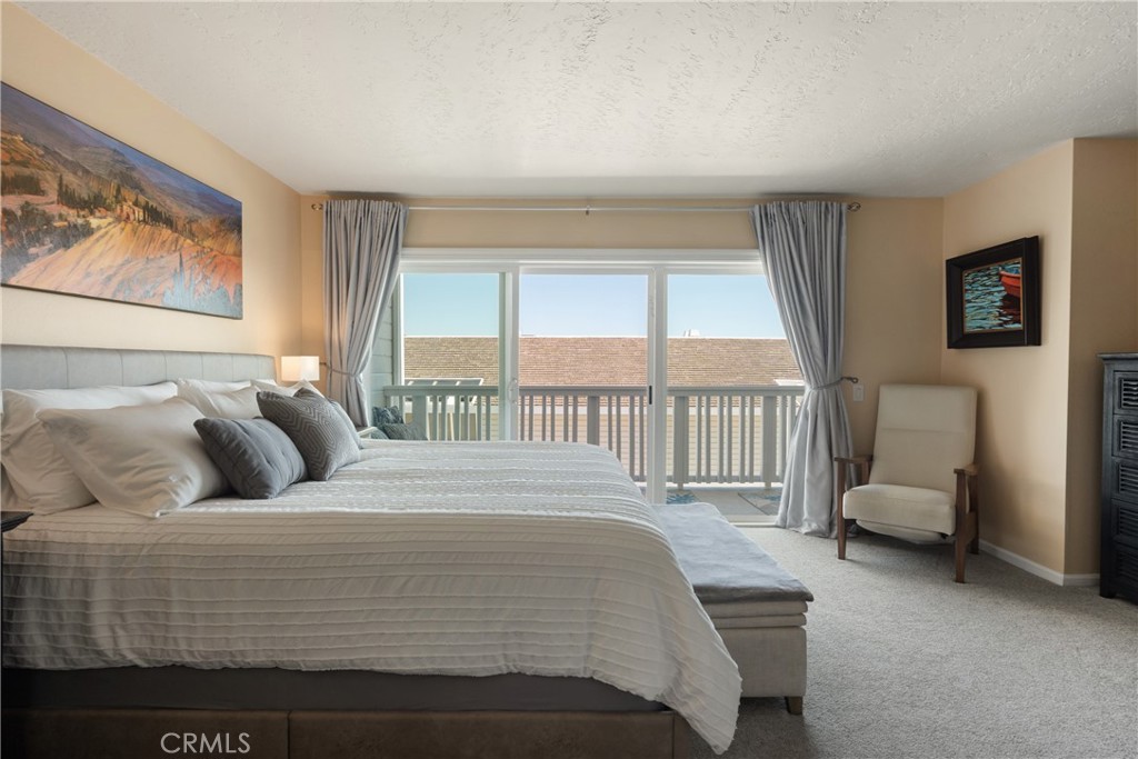 994 Bayside Cove