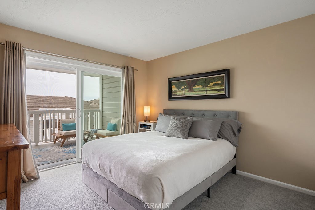 994 Bayside Cove