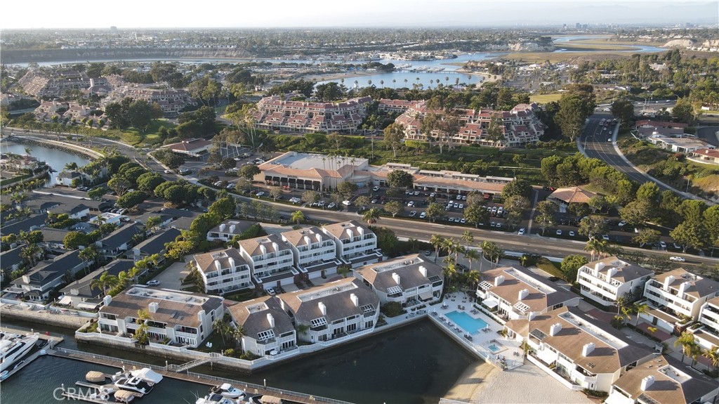 994 Bayside Cove