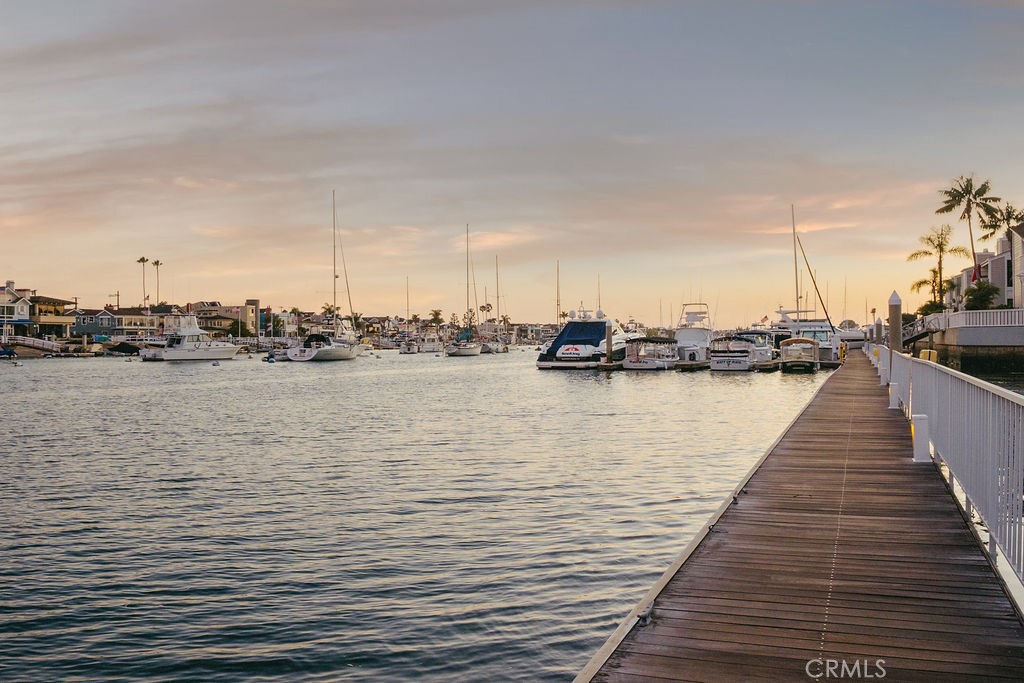 994 Bayside Cove