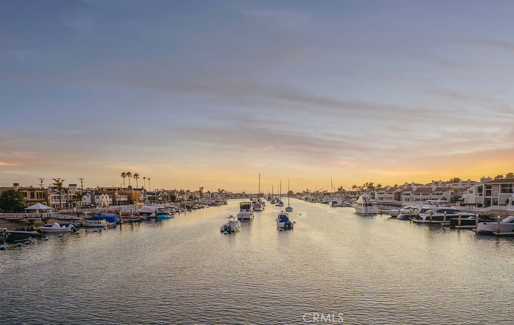 994 Bayside Cove