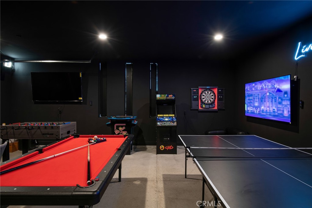 57066 Hillcrest Road