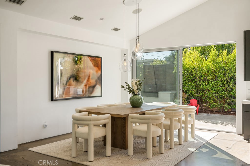 223 Robinhood Place