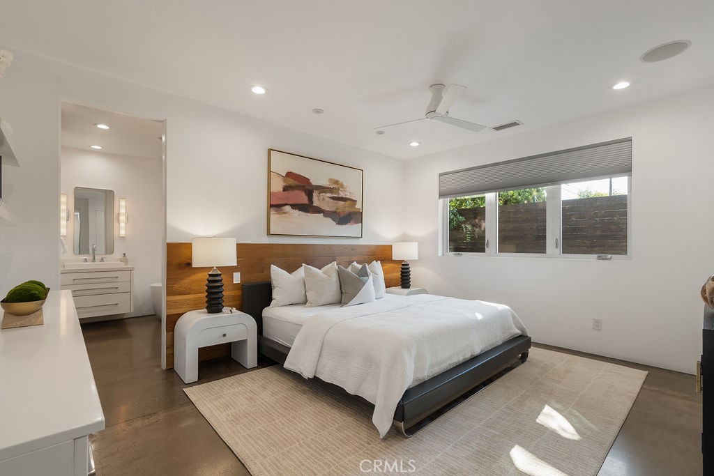 223 Robinhood Place