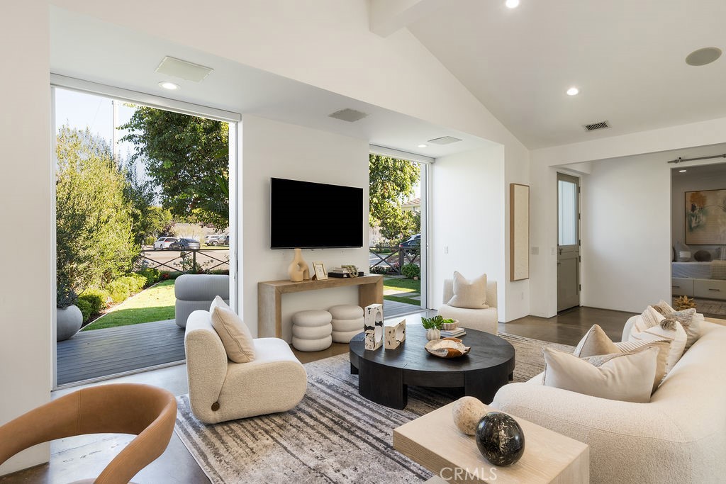 223 Robinhood Place