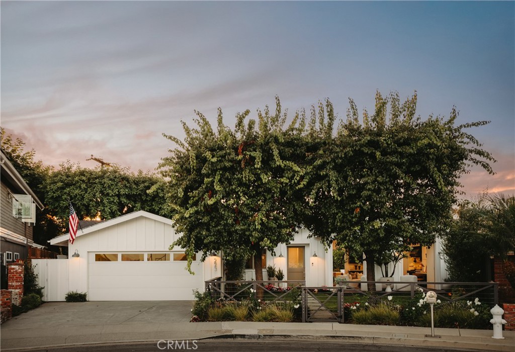 223 Robinhood Place