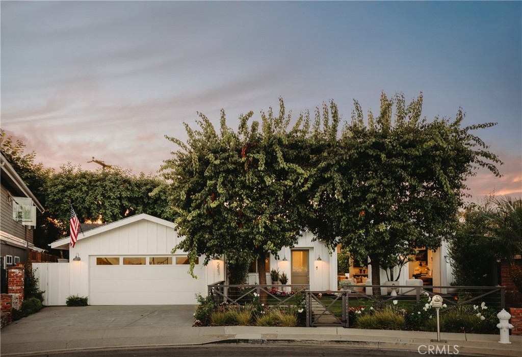 223 Robinhood Place