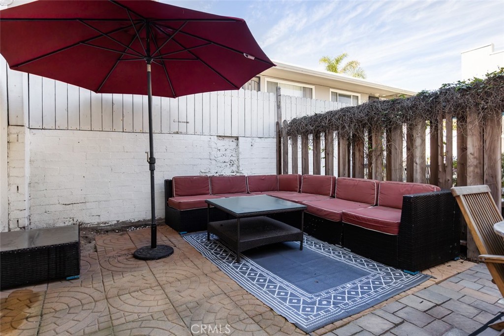 1113 W Balboa Boulevard
