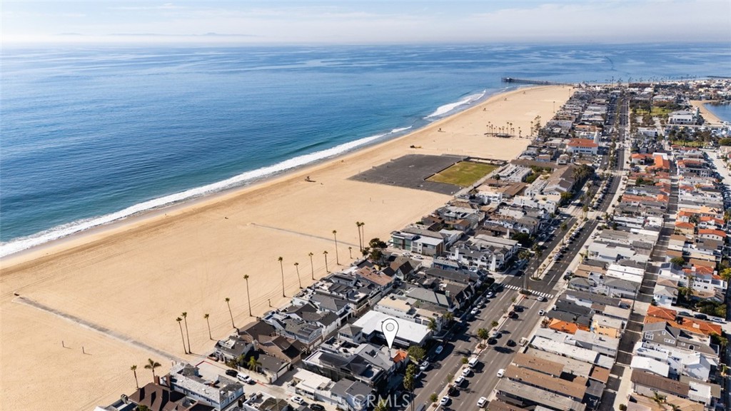 1113 W Balboa Boulevard