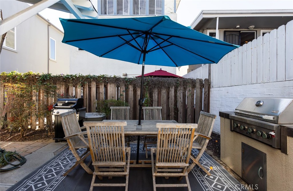 1113 W Balboa Boulevard