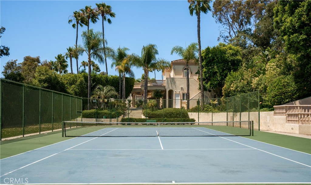16727 Serra Drive