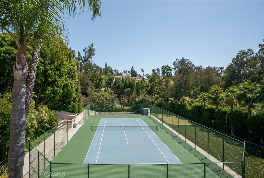 16727 Serra Drive