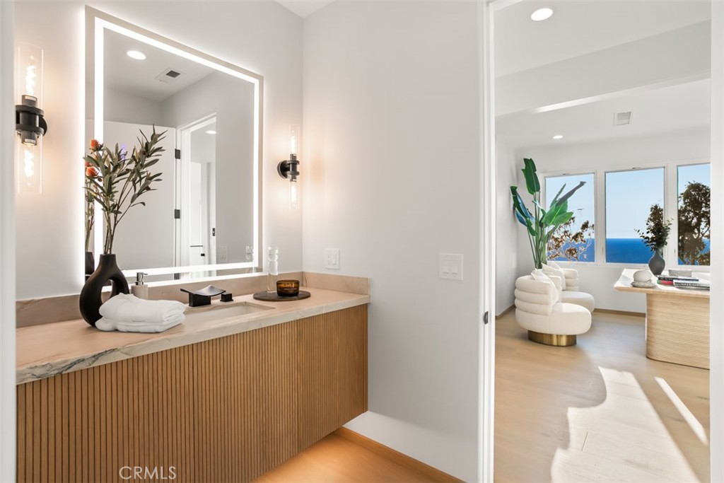 31 N Vista De Catalina