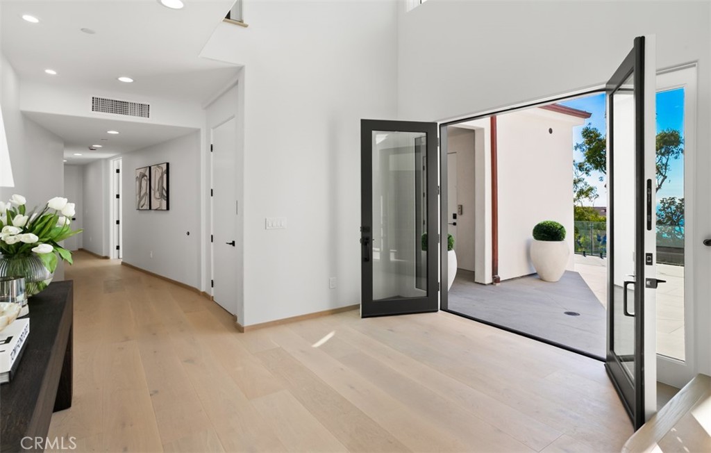 31 N Vista De Catalina