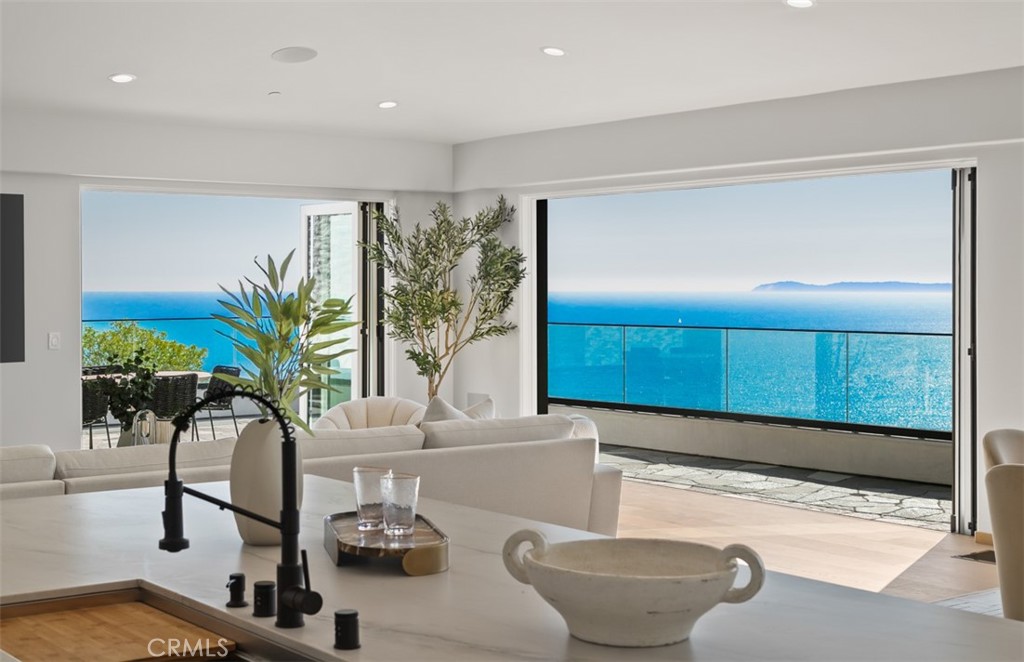 31 N Vista De Catalina