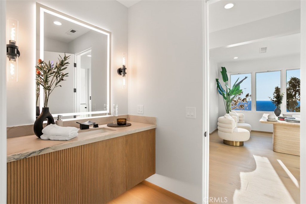 31 N Vista De Catalina