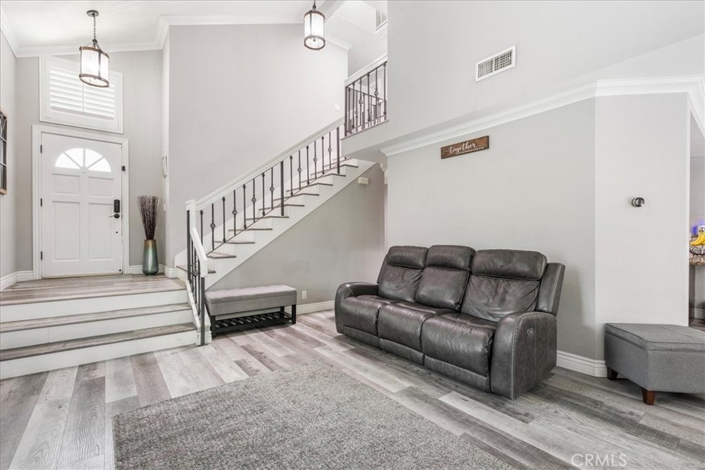 22192 Newbridge Drive 8