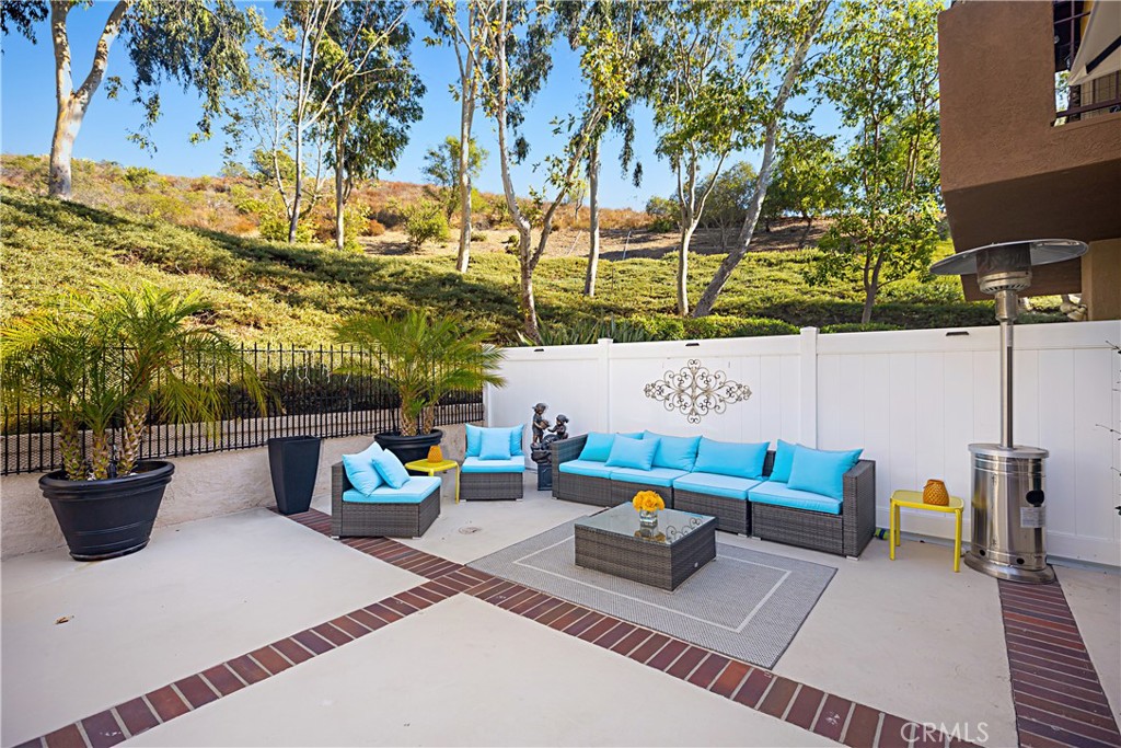 75 Mira Mesa