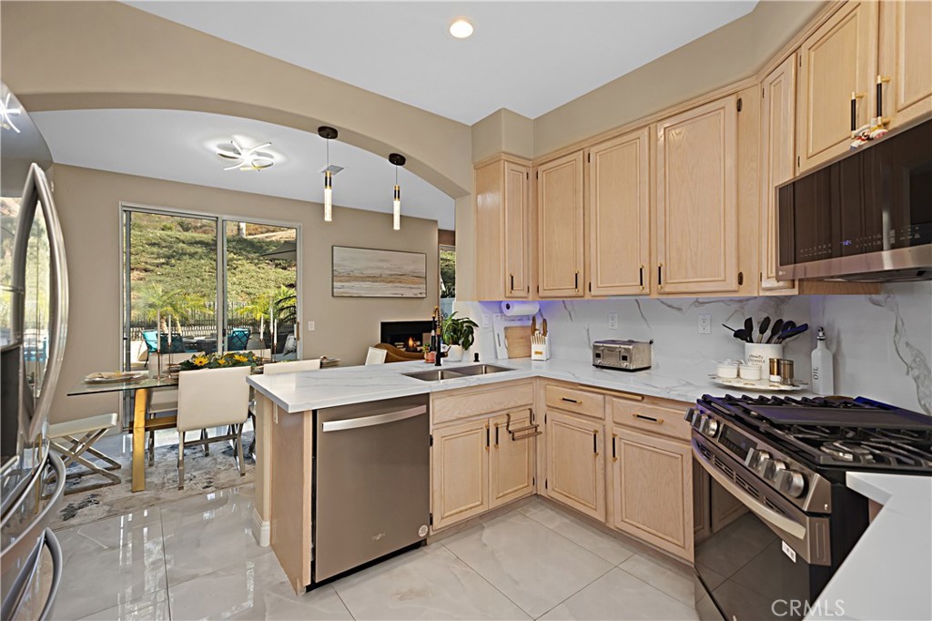 75 Mira Mesa