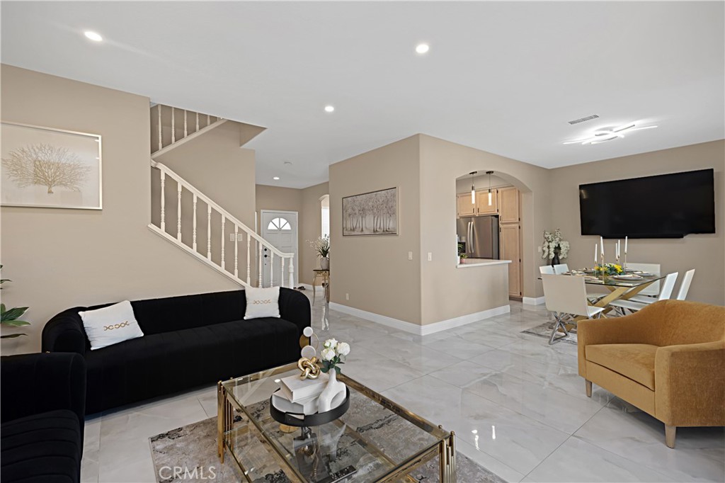 75 Mira Mesa