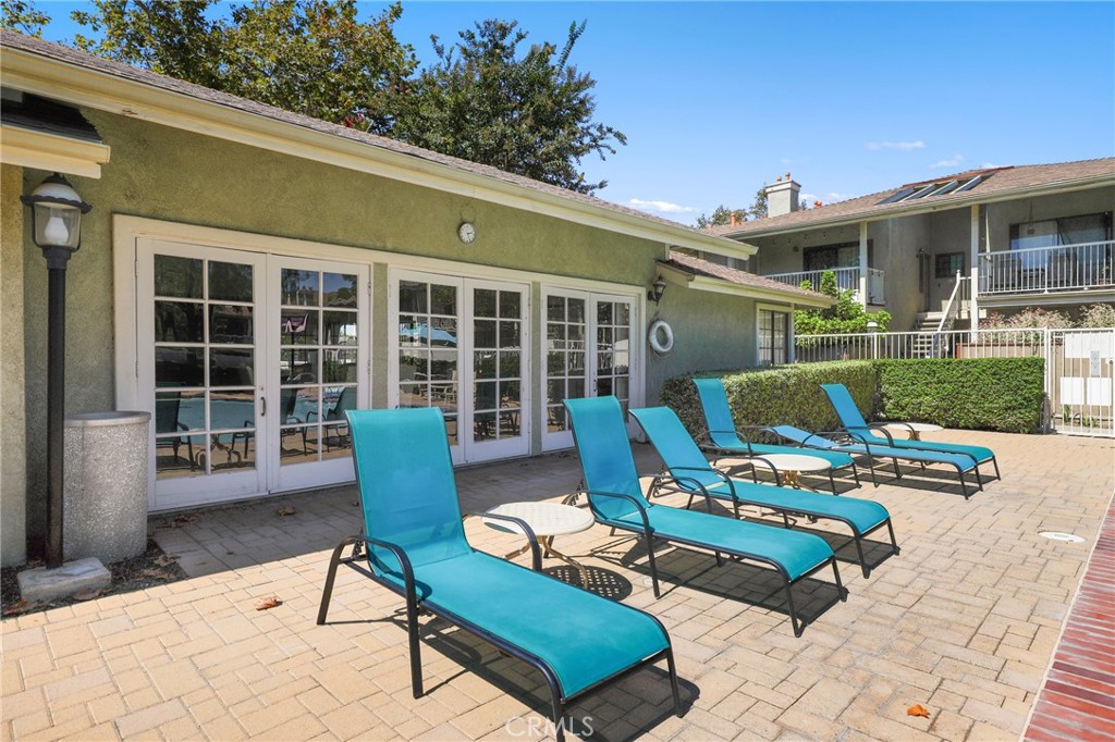 1101 Packers Circle 8