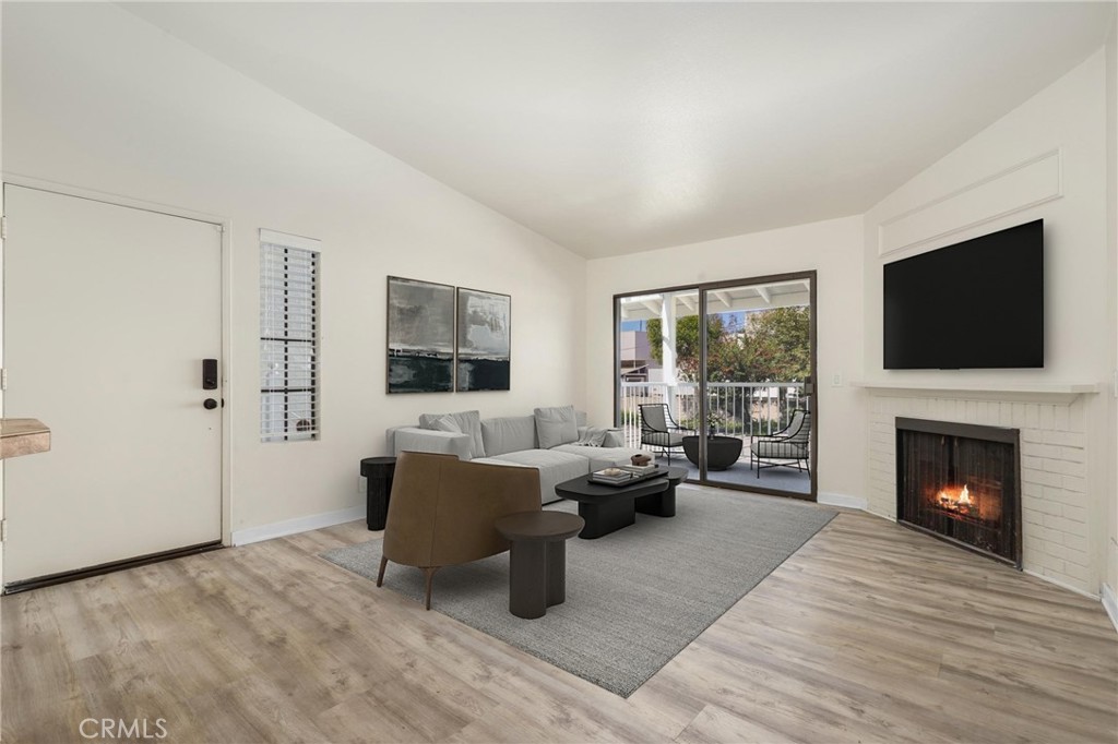 1101 Packers Circle 8