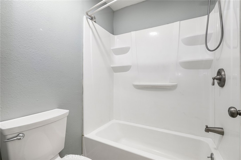 1101 Packers Circle 8