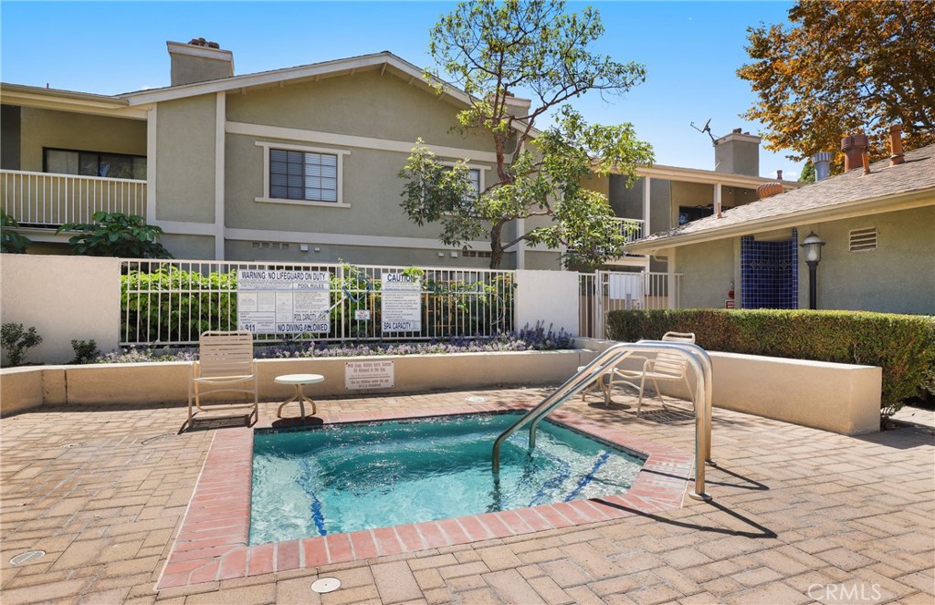 1101 Packers Circle 8