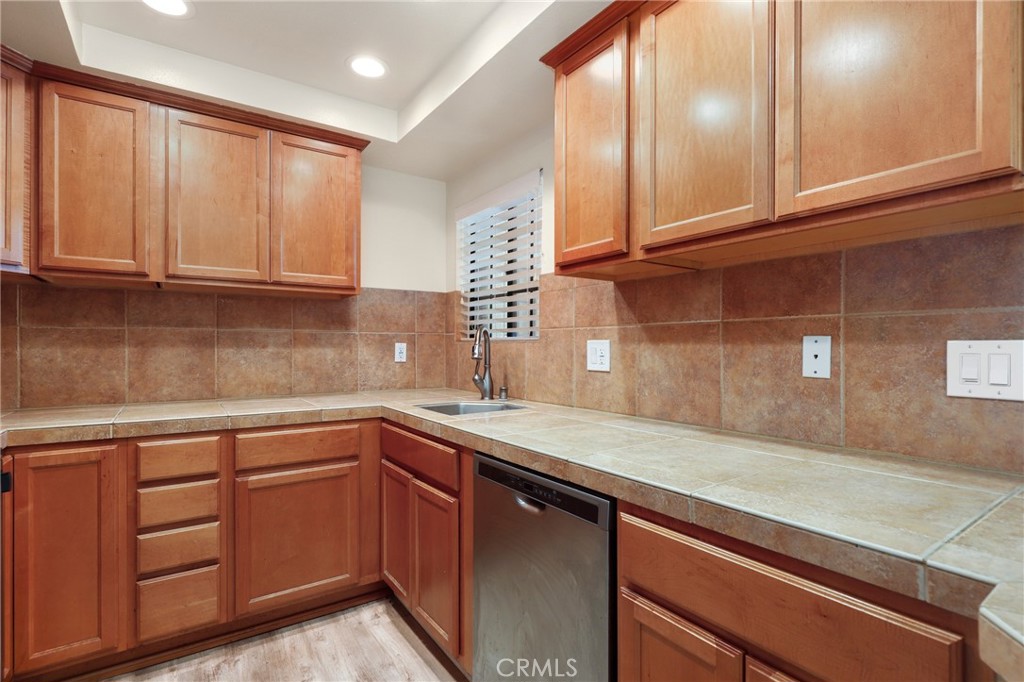 1101 Packers Circle 8